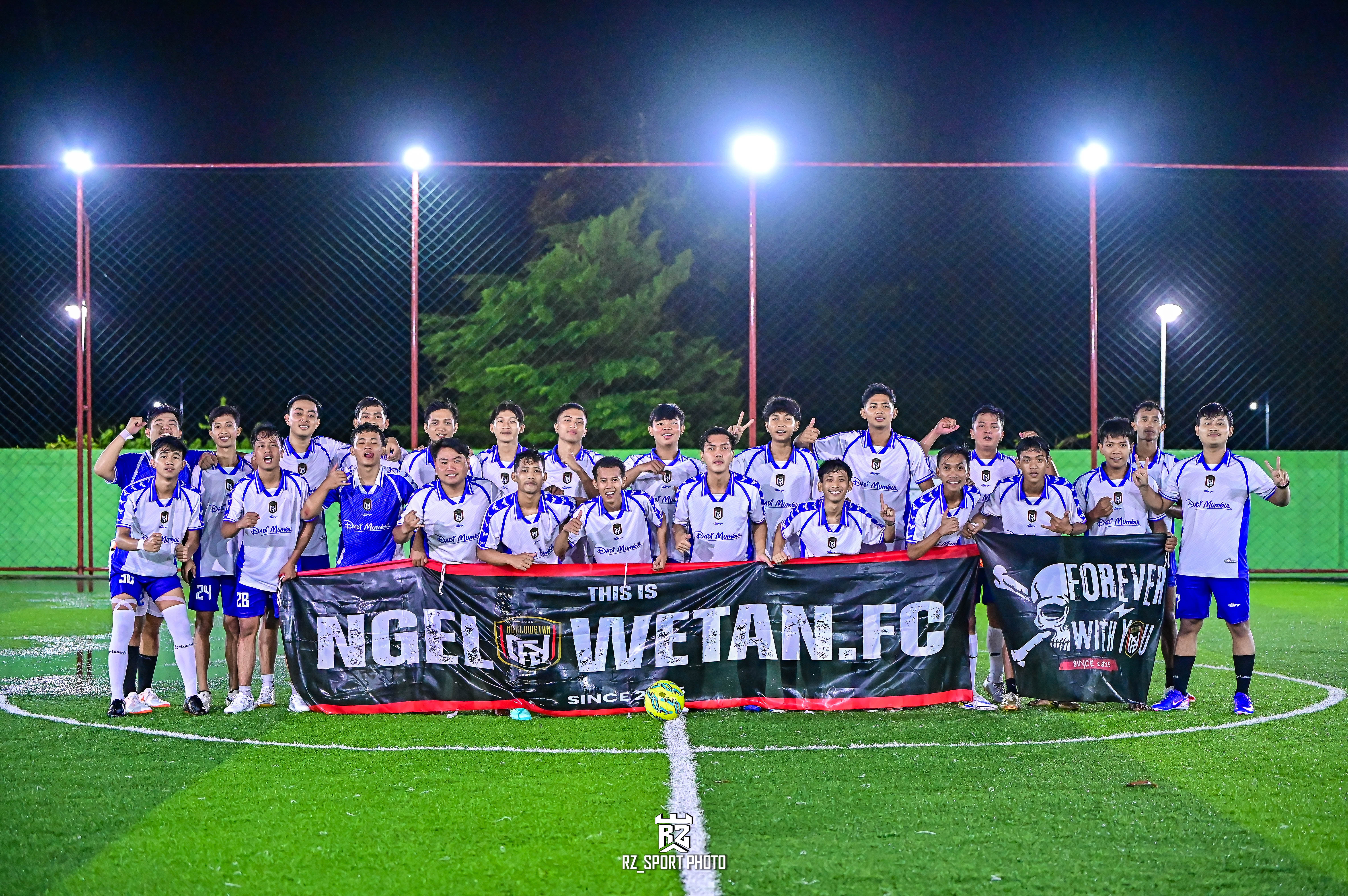 Ngelowetan FC Team Celebration